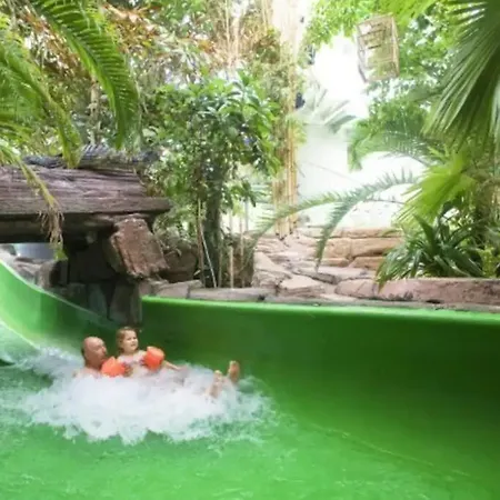 213 In Sunparks Oostduinkerke With Free Parking And Garden Tatil Evi